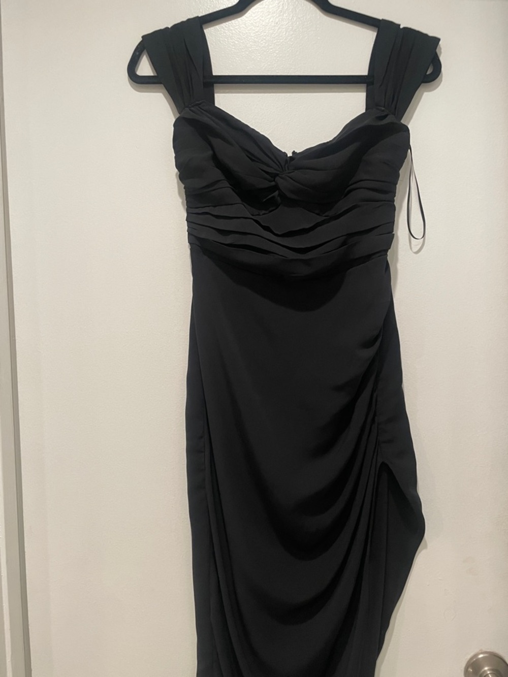 Abercrombie off the should dress - size XS